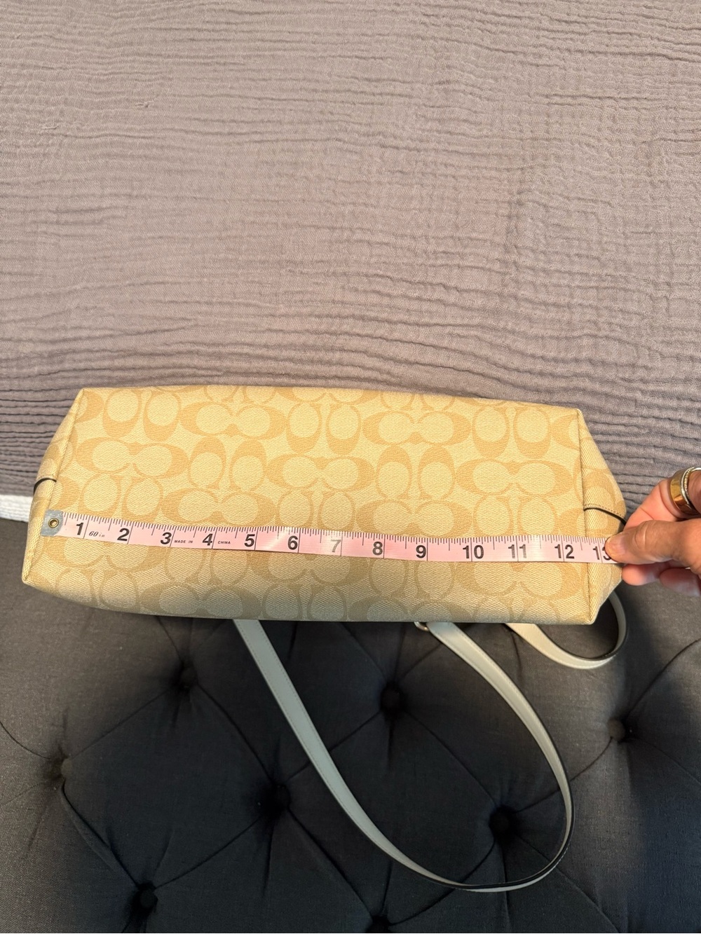 Coach Gallery Beige Signature Tote with Cream Trim - Picture 10 of 13